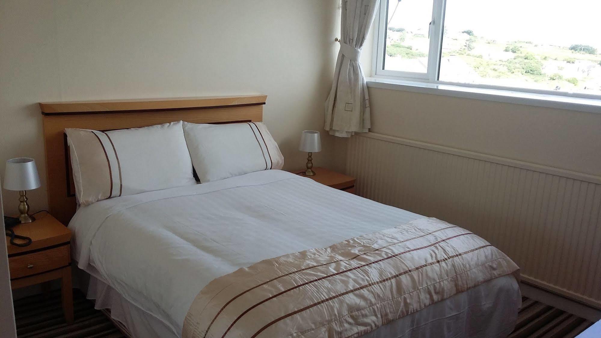 The Strand Hotel Ballyliffin Exterior foto